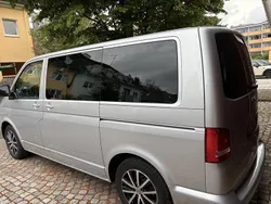 Grau Gebraucht 2015 VW T5 Highline Van | 18.290 € (Fairer Preis)