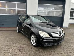 Schwarz Gebraucht 2007 Mercedes B170 Van / Kleinbus | 4.444 € (Fairer Preis)