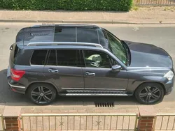 Grau Gebraucht 2009 Mercedes GLK320 SUV | 11.000 € (Fairer Preis)