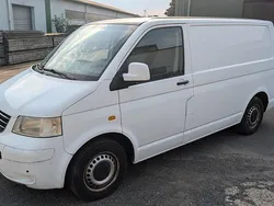 Weiß Gebraucht 2004 VW T5 Van | 2.470 €