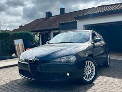 Schwarz Gebraucht 2008 Alfa Romeo 147 Kleinwagen | 3.300 €