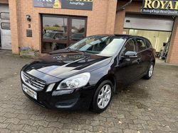Schwarz Gebraucht 2011 Volvo V60 Kinetic Kombi | 7.900 € (Guter Preis)