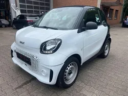 Schwarz Gebraucht 2021 Smart ForTwo Electric Drive Coupé | 7.350 € (Guter Preis)