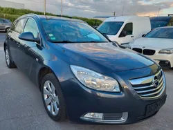 Blau Gebraucht 2009 Opel Insignia Kombi | 2.899 € (Guter Preis)