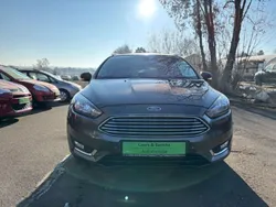 Grau Gebraucht 2018 Ford Focus Titanium Limousine | 9.800 € (Guter Preis)