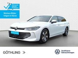 Pure white Gebraucht 2024 VW Passat IQ Drive Kombi | 34.960 € (Guter Preis)