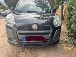 Schwarz Gebraucht 2011 Fiat Doblò Emotion Van / Kleinbus | 4.100 € (Etwas zu teuer)