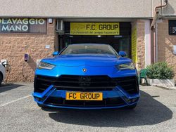 Blau Gebraucht 2023 Lamborghini Urus SUV | 288.000 €