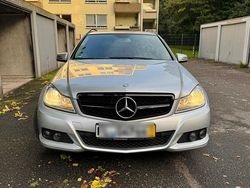 Grau Gebraucht 2011 Mercedes C180 Kombi | 6.400 €