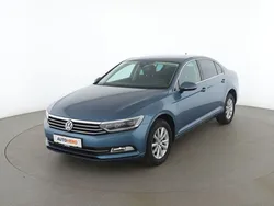 Blau Gebraucht 2018 VW Passat Comfortline Limousine | 21.150 € (Fairer Preis)