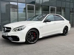 Weiß Gebraucht 2014 Mercedes E63S AMG AMG Limousine | 47.900 € (Etwas zu teuer)