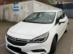Weiß Gebraucht 2019 Opel Astra Limousine | 9.999 € (Guter Preis)