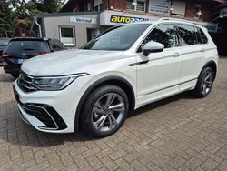 Weiß Gebraucht 2024 VW Tiguan R-line SUV | 39.999 € (Guter Preis)