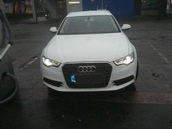 Weiß Gebraucht 2013 Audi A6 Ambiente Kombi | 9.400 € (Etwas zu teuer)