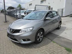 Grau Gebraucht 2017 Nissan Pulsar N-Connecta Limousine | 7.980 € (Guter Preis)