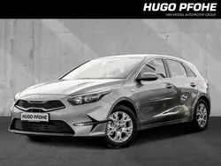 Lunarsilber metallic Neu 2025 Kia Ceed Vision Limousine | 24.358 € (Etwas zu teuer)