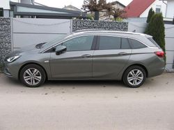 Grau Gebraucht 2019 Opel Astra Innovation Kombi | 12.500 € (Etwas zu teuer)