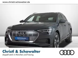 Manhattangrau metallic Gebraucht 2021 Audi e-tron Advanced SUV | 43.447 € (Etwas zu teuer)
