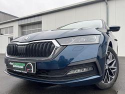 Blau Gebraucht 2022 Skoda Octavia Clever Kombi | 23.860 € (Fairer Preis)