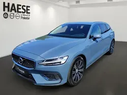 Thunder grey / metallic (grau) Gebraucht 2022 Volvo V60 Core Kombi | 29.750 € (Guter Preis)