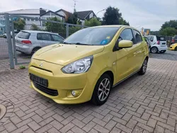 Gelb Gebraucht 2015 Mitsubishi Space Star Diamant Edition Kleinwagen | 1.990 € (Superpreis)