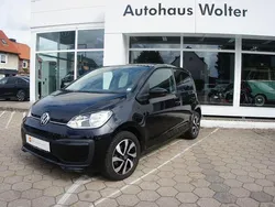 Deep black perleffekt Gebraucht 2021 VW up! Active Kleinwagen | 10.860 € (Fairer Preis)
