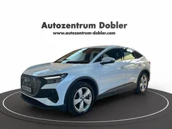 Weiß Gebraucht 2022 Audi Q4 Sportback e-tron Basis SUV | 27.940 € (Guter Preis)