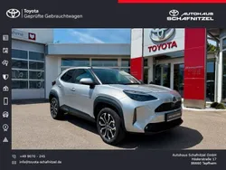 Silber Gebraucht 2024 Toyota Yaris Cross Team SUV | 28.990 € (Fairer Preis)