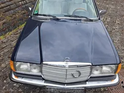 Blau Gebraucht 1983 Mercedes 230 Coupé | 13.900 €