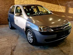 Grau Gebraucht 2003 Opel Corsa Kleinwagen | 1.280 € (Guter Preis)