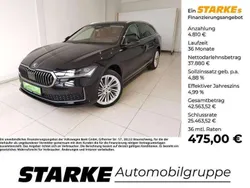 Ebony schwarz metallic Gebraucht 2024 Skoda Superb LAURIN & KLEMENT Kombi | 42.690 € (Teuer)