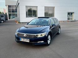 Blau Gebraucht 2015 VW Passat Kombi | 13.000 € (Guter Preis)