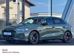 Distriktgrün metallic Neu 2025 Audi A3 S-Line Limousine | 37.615 € (Guter Preis)