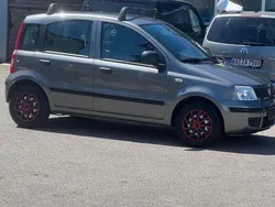 Grau Gebraucht 2012 Fiat Panda Classica Kleinwagen | 3.900 € (Guter Preis)