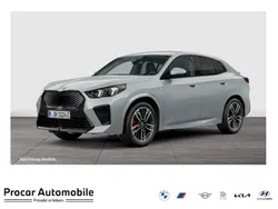 Grau Gebraucht 2025 BMW iX2 M Sport SUV | 42.990 € (Superpreis)