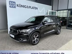Schwarz Gebraucht 2020 Volvo XC40 Momentum SUV | 27.990 € (Etwas zu teuer)