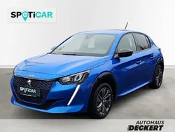 Blau Gebraucht 2022 Peugeot e-208 Allure Kleinwagen | 17.590 € (Fairer Preis)