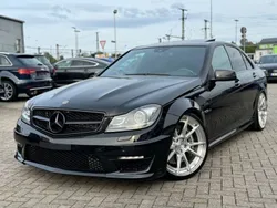 Schwarz Gebraucht 2011 Mercedes C63 AMG AMG Limousine | 39.950 € (Teuer)