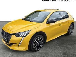 Gelb Gebraucht 2023 Peugeot 208 GT Kleinwagen | 17.880 €