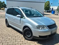 Gebraucht 2005 VW Touran Van / Kleinbus | 2.676 € (Fairer Preis)