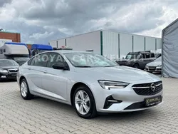 Silber Gebraucht 2021 Opel Insignia Business Edition Limousine | 14.990 €