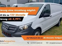 Arktikweiss Gebraucht 2023 Mercedes Vito Van / Kleinbus | 21.900 €