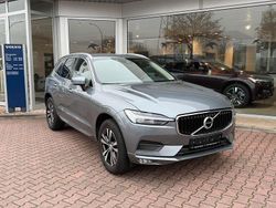 Grau Gebraucht 2021 Volvo XC60 Momentum SUV | 33.900 € (Fairer Preis)