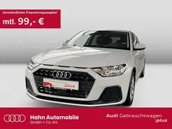 Gletscherweiß metallic Gebraucht 2024 Audi A1 Advanced Kleinwagen | 21.930 € (Guter Preis)