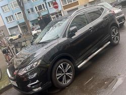Schwarz Gebraucht 2018 Nissan Qashqai N-Connecta SUV | 15.900 € (Etwas zu teuer)