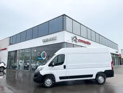 Weiß (weiß) Gebraucht 2023 Citroën Jumper Van / Kleinbus | 29.999 € (Teuer)