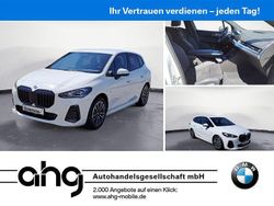 Weiß Gebraucht 2024 BMW 218 Active Tourer M Sport Van / Kleinbus | 34.990 € (Fairer Preis)