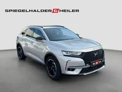 Grau lackierung chrystal pearl/metallic klarl metallic Gebraucht 2021 DS Automobiles DS7 Crossback Performance SUV | 27.900 € (Fairer Preis)