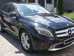 Schwarz Gebraucht 2016 Mercedes GLA180 Urban SUV | 18.500 € (Guter Preis)