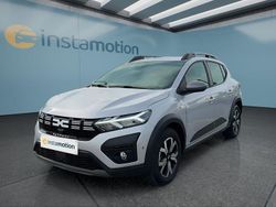 Grau Gebraucht 2023 Dacia Sandero Stepway Kleinwagen | 17.049 € (Fairer Preis)